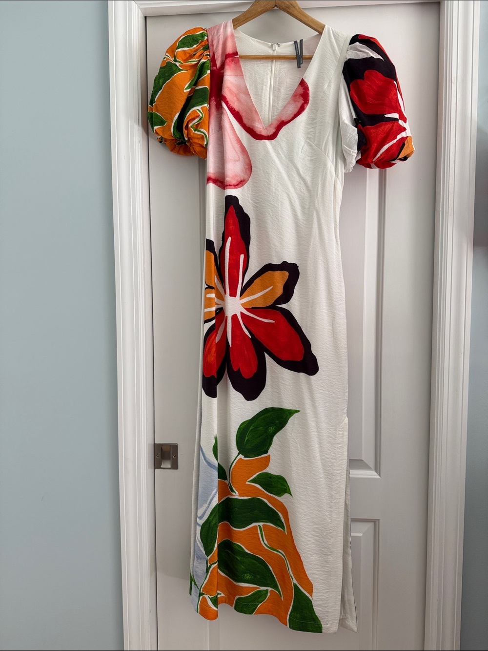 White Floral Puff-Sleeve Anthropologie dress
